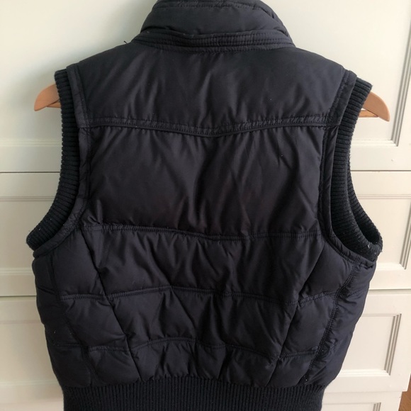 Who A.U. | Women’s Navy Puffer Vest - Picture 2 of 2